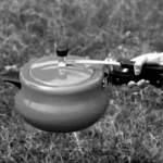 É normal a panela de pressão assobiar?