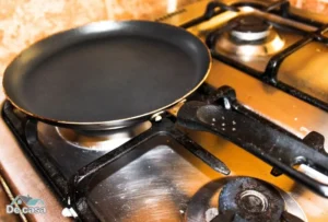 A frigideira RedSilver gruda?