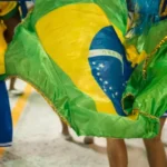 Existe kit do album da Copa 2026 ja com envelopes incluidos?