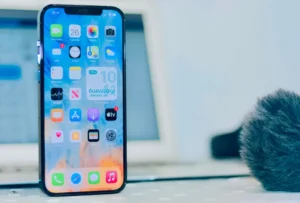 Edge 30 Fusion vs POCO X7 Pro: 5G Intermediário Premium ou Batência?